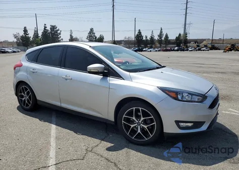 2017 Ford Focus Sel из США, поврежденный, VIN 1FADP3M20HL264619